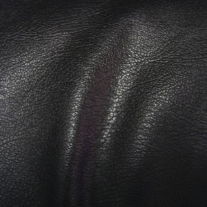 Black Instant Leather Colour Paint - Aerosol Spray Can